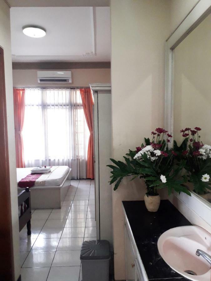 Vidi 1 Hotel Jogjakarta Kejayan Luaran gambar